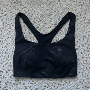 Lululemon sports bra size 2 🌷